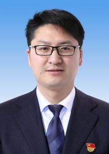 许超证件照