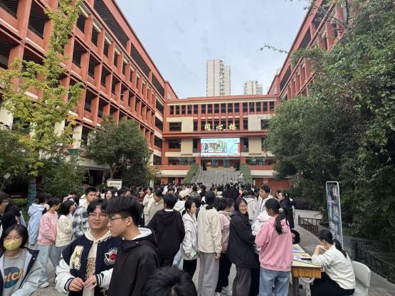 2a6af4740a377eb5244b98a2b1a4a199