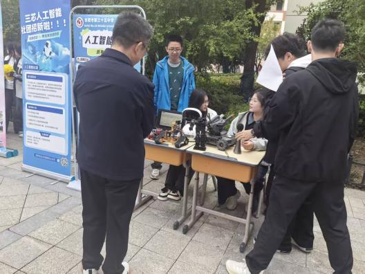 6098a9e12744f03f86768915e6cc9ca7