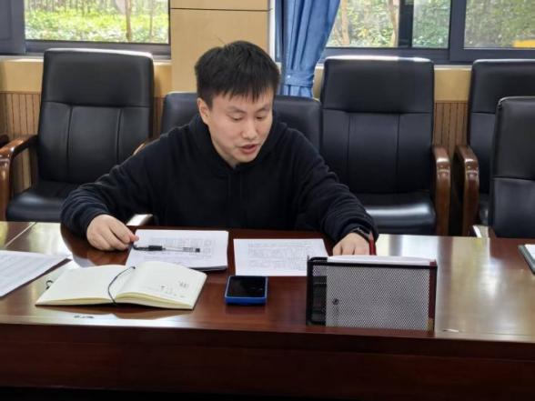 6188aac2f464befaf686a0ac40ab8048