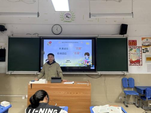 860452a7d8d7c18bead5c851d309392e_720