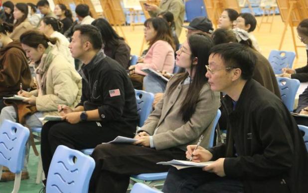 e12d51d54af22f4d62b258b1a16b1017