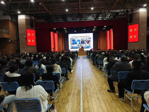 29e352d86d7b542407e8edce0038a259