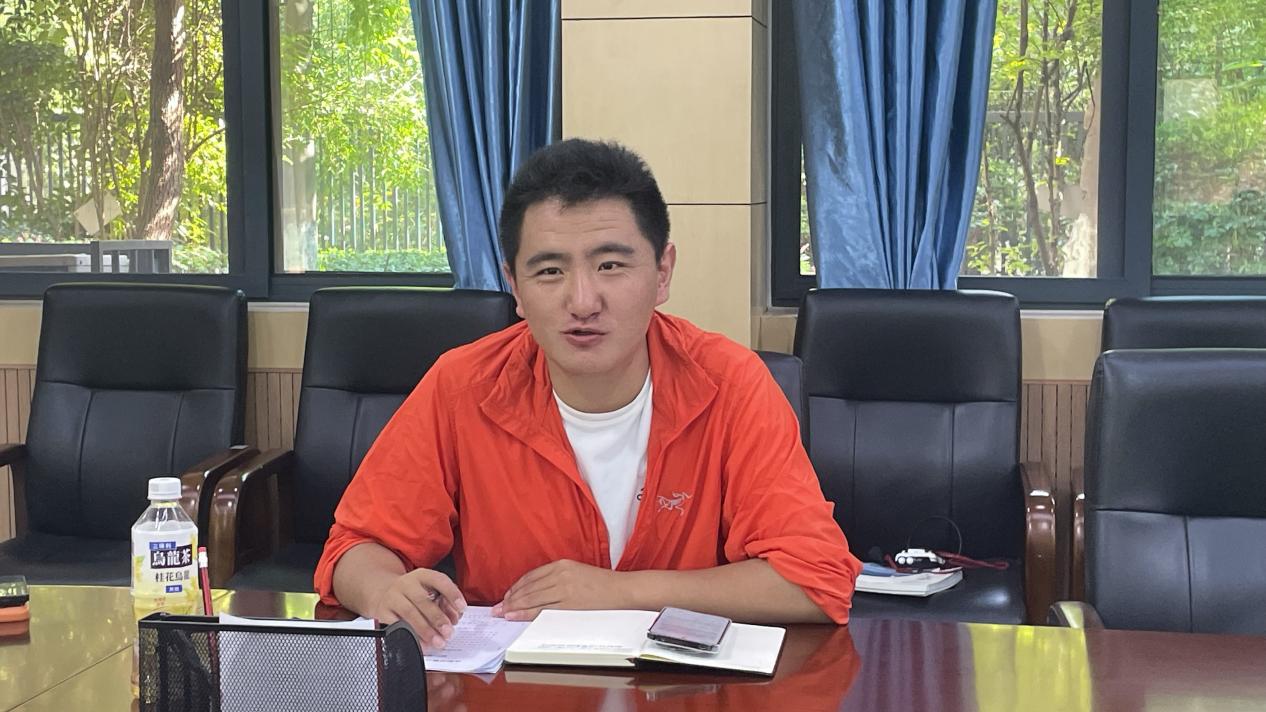 藏文老师